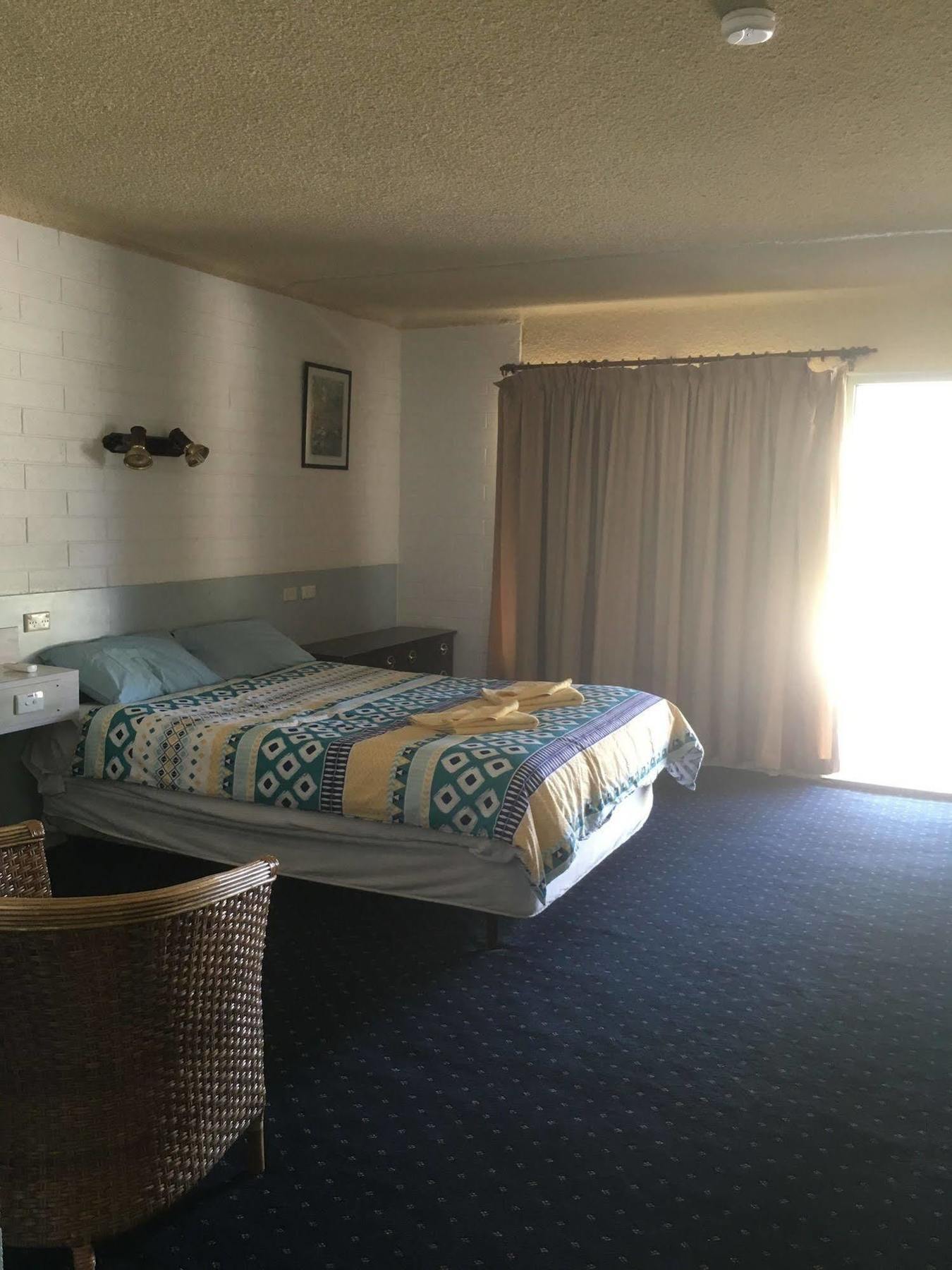 Capri Motel Balranald Buitenkant foto